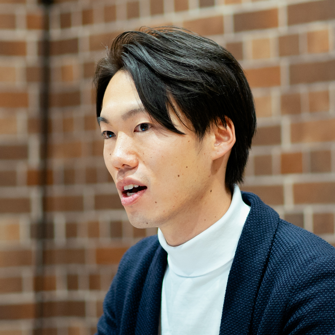 坂田 健太氏